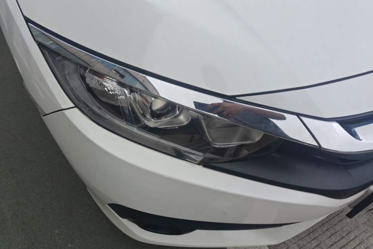 Used Honda Civic 2016 220TURBO CVT Luxury Edition Right Front Headlight