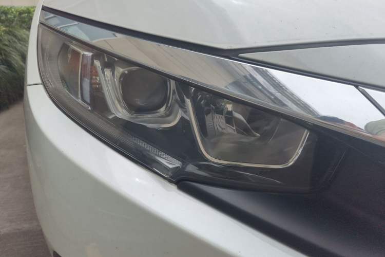 Used Honda Civic 2016 180TURBO CVT Comfort Version Right Front Headlight