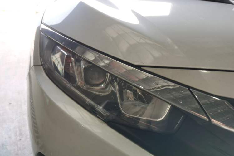 Used Honda Civic 2016 220TURBO CVT Luxury Edition Right Front Headlight