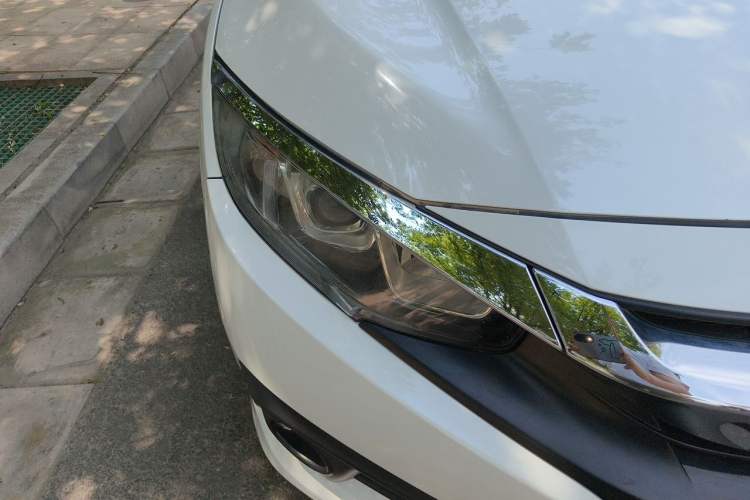 Used Honda Civic 2016 220TURBO CVT Luxury Edition Right Front Headlight