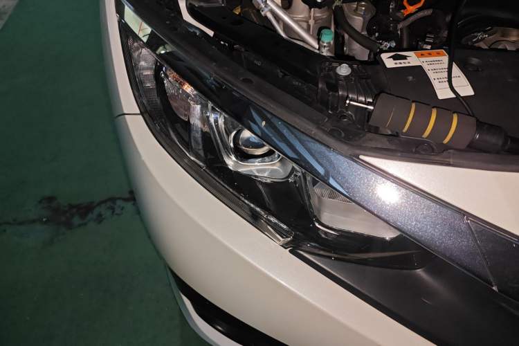 Used Honda Civic 2016 220TURBO CVT Luxury Edition Right Front Headlight
