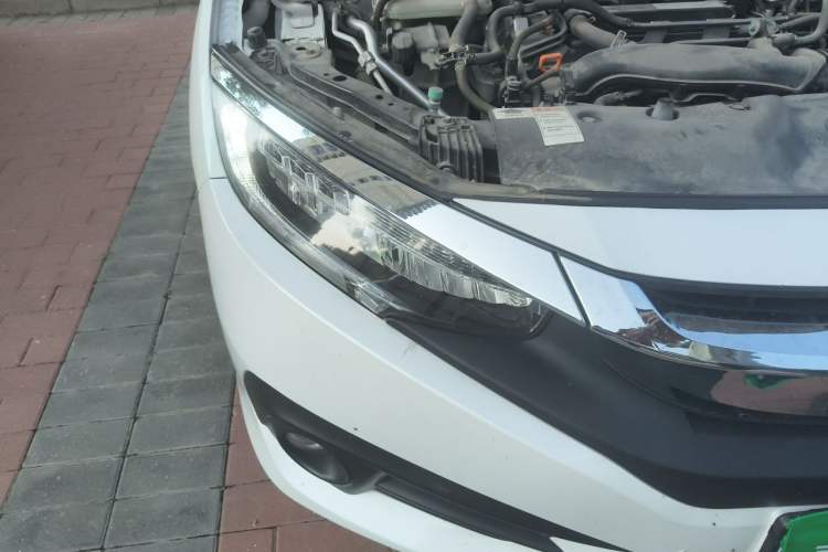 Used Honda Civic 2016 220TURBO CVT Prestige Edition Right Front Headlight