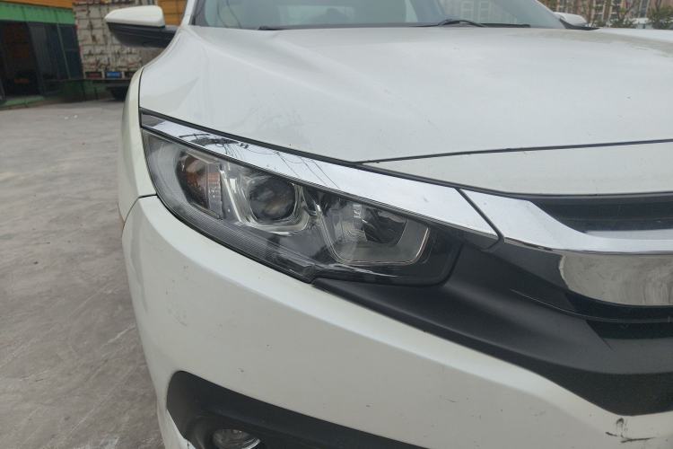 Used Honda Civic 2016 220TURBO CVT Luxury Edition Right Front Headlight