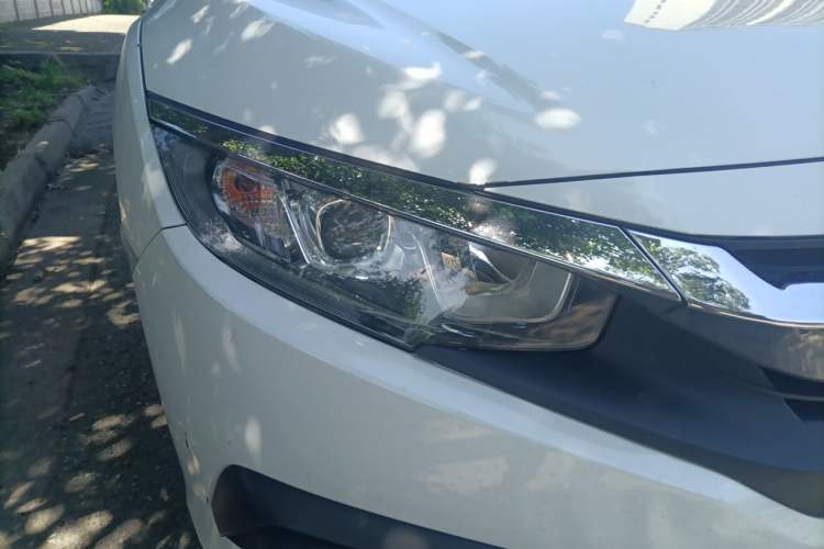 Used Honda Civic 2016 180TURBO CVT Comfort Version Right Front Headlight