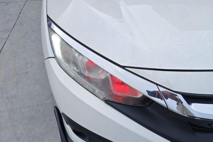 Used Honda Civic 2016 220TURBO CVT Luxury Edition Right Front Headlight
