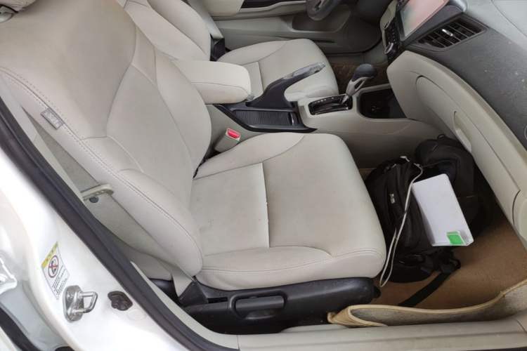 Used Honda Civic 2016 1.8L Automatic Comfort Version Right Front Seat