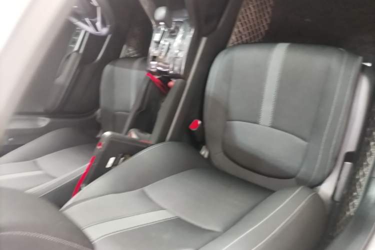 Used Honda Civic 2016 220TURBO CVT Luxury Edition Right Front Seat