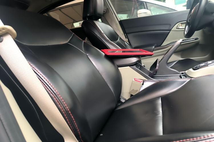 Used Honda Civic 2016 1.8L Automatic Comfort Version Right Front Seat