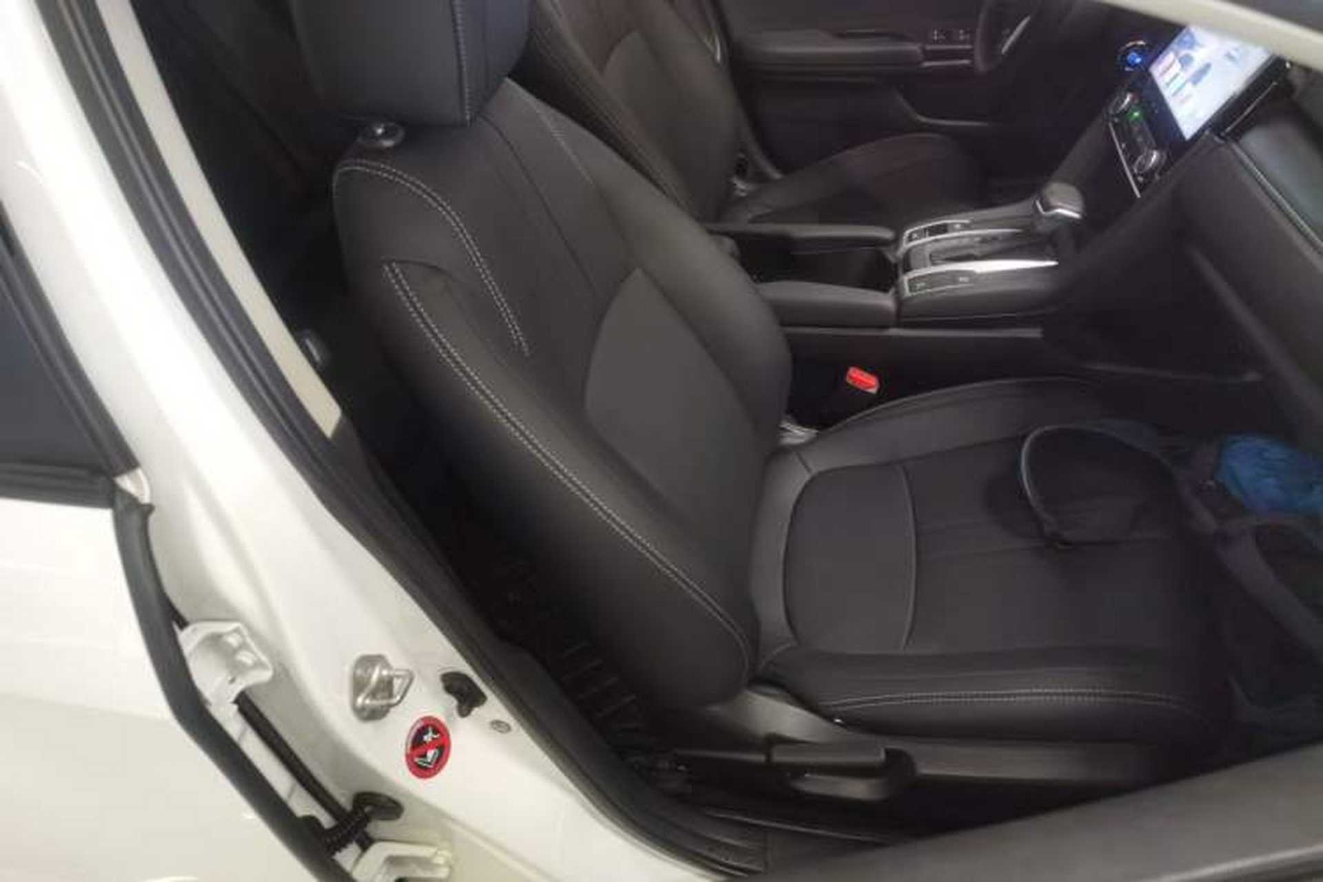 Used Honda Civic 2016 180TURBO CVT Comfort Version Right Front Seat