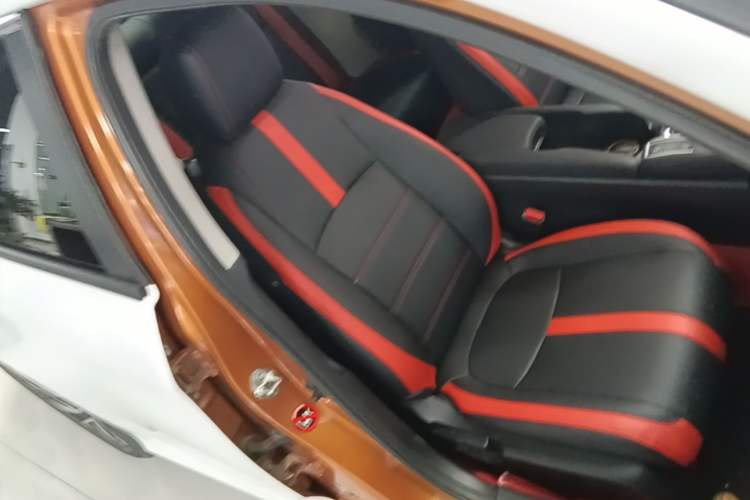 Used Honda Civic 2016 220TURBO CVT Luxury Edition Right Front Seat
