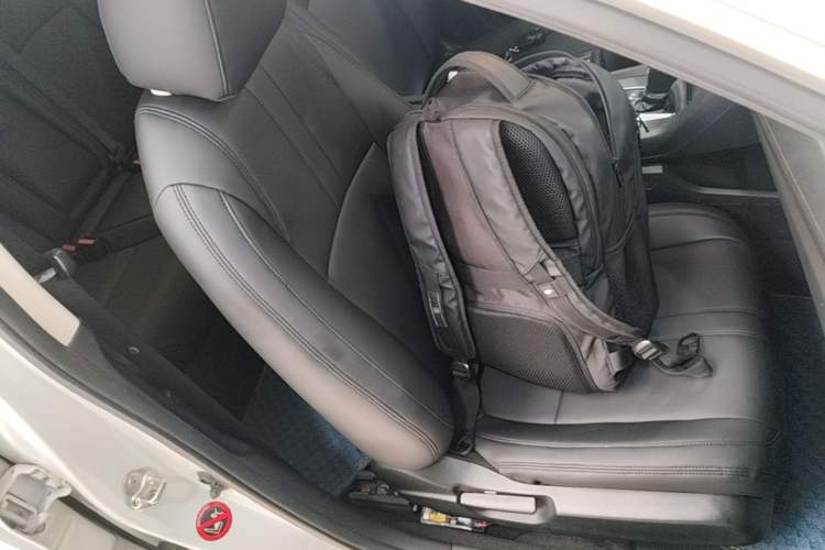 Used Honda Civic 2016 220TURBO CVT Luxury Edition Right Front Seat