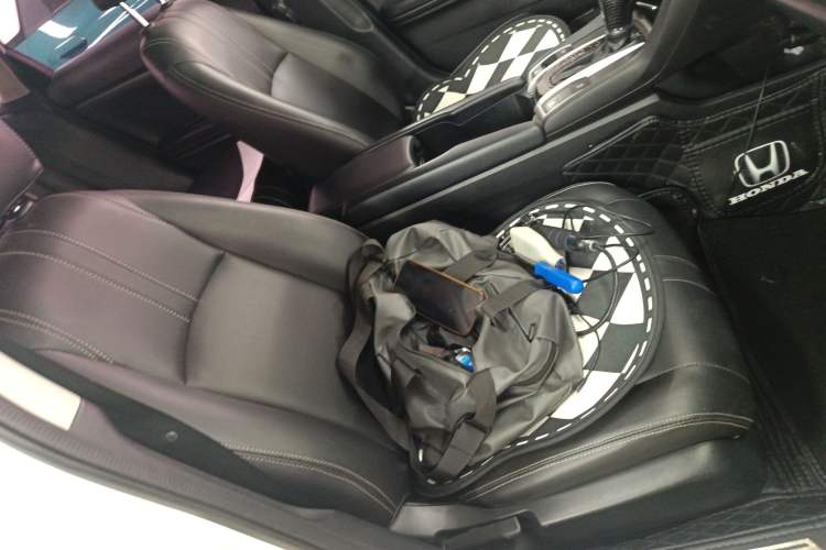 Used Honda Civic 2016 180TURBO CVT Comfort Version Right Front Seat
