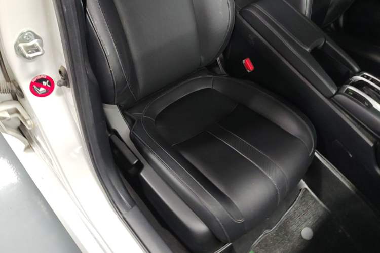 Used Honda Civic 2016 220TURBO CVT Prestige Edition Right Front Seat