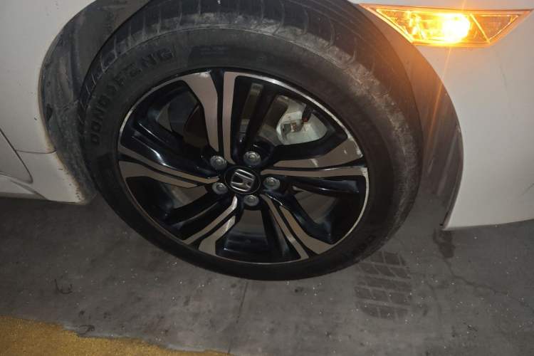 Used Honda Civic 2016 220TURBO CVT Prestige Edition Right Front Wheel Hub