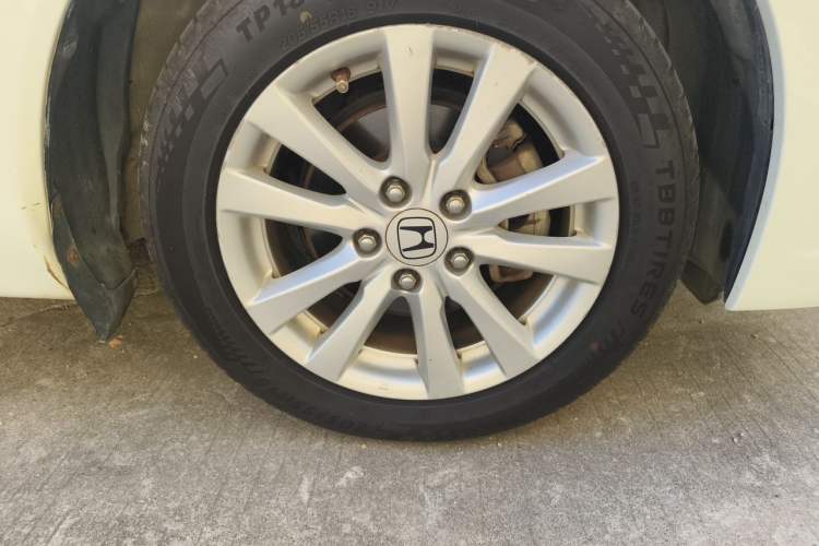 Used Honda Civic 2016 1.8L Automatic Comfort Version Right Front Wheel Hub