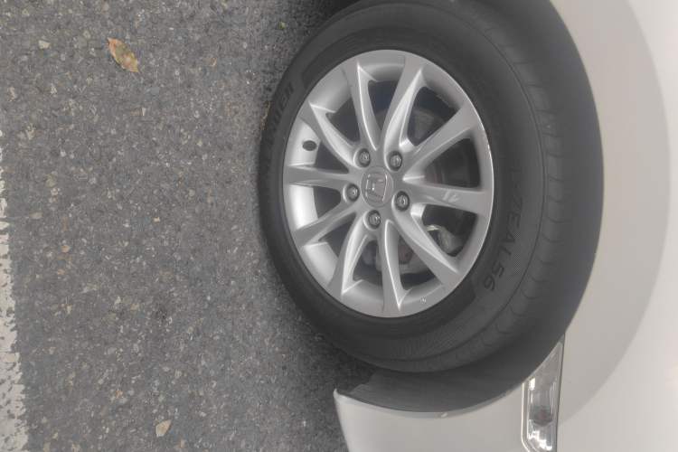 Used Honda Civic 2016 180TURBO CVT Comfort Version Right Front Wheel Hub