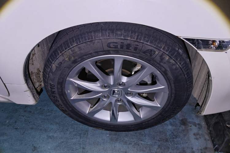 Used Honda Civic 2016 180TURBO CVT Comfort Version Right Front Wheel Hub