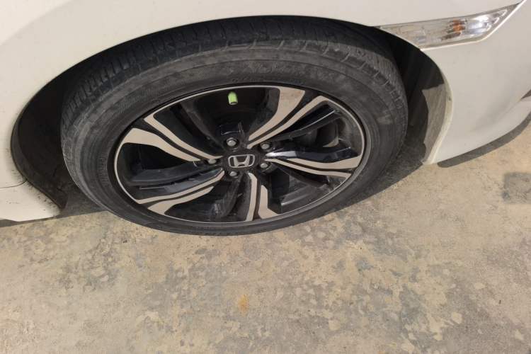 Used Honda Civic 2016 220TURBO CVT Prestige Edition Right Front Wheel Hub