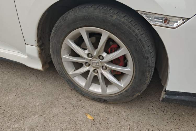 Used Honda Civic 2016 220TURBO CVT Luxury Edition Right Front Wheel Hub