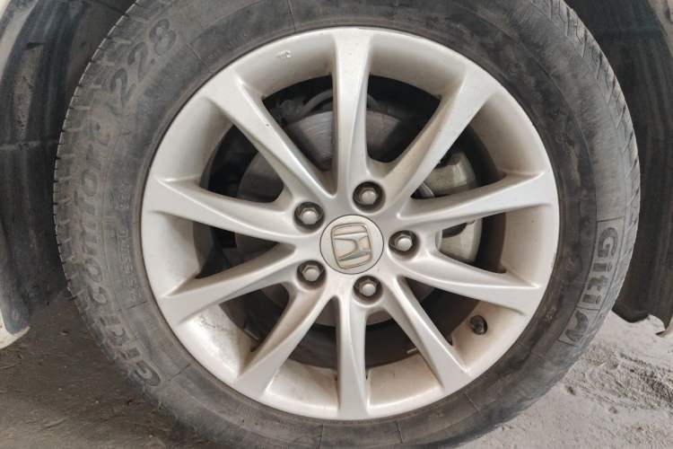 Used Honda Civic 2016 180TURBO CVT Comfort Version Right Front Wheel Hub