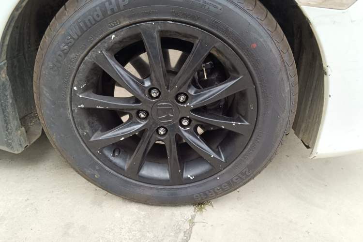 Used Honda Civic 2016 180TURBO CVT Comfort Version Right Front Wheel Hub