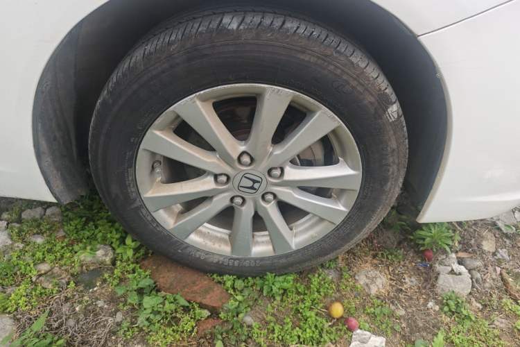 Used Honda Civic 2016 1.8L Manual Comfort Version Right Front Wheel Hub