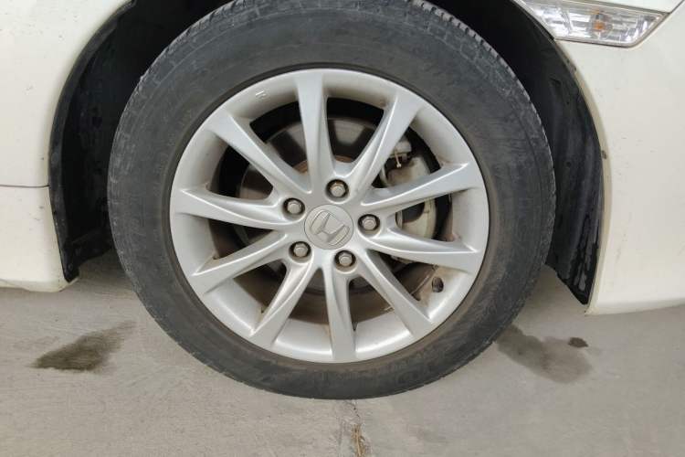 Used Honda Civic 2016 180TURBO CVT Comfort Version Right Front Wheel Hub