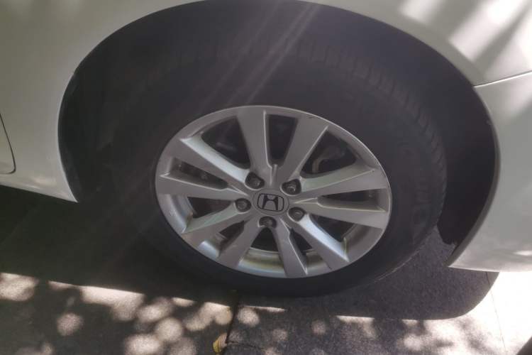 Used Honda Civic 2016 1.8L Automatic Comfort Version Right Front Wheel Hub
