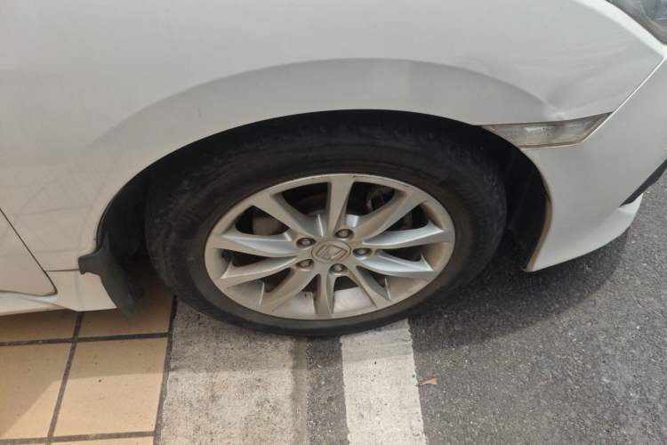 Used Honda Civic 2016 180TURBO CVT Comfort Version Right Front Wheel Hub