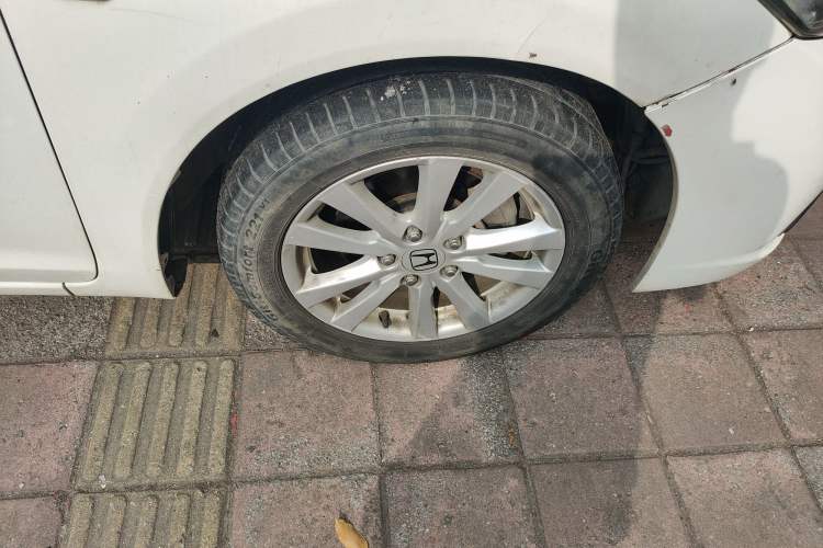 Used Honda Civic 2016 1.8L Automatic Comfort Version Right Front Wheel Hub
