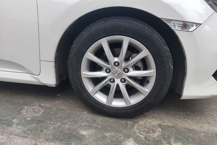 Used Honda Civic 2016 180TURBO CVT Comfort Version Right Front Wheel Hub