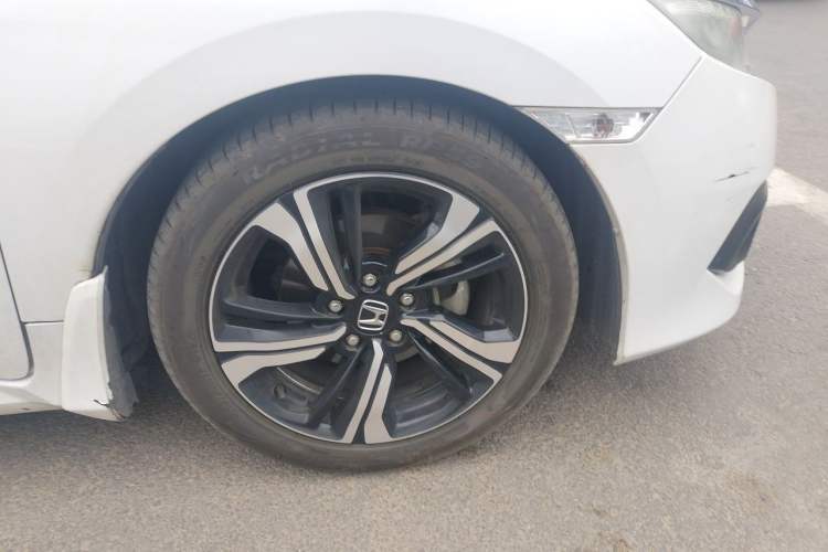 Used Honda Civic 2016 220TURBO CVT Prestige Edition Right Front Wheel Hub
