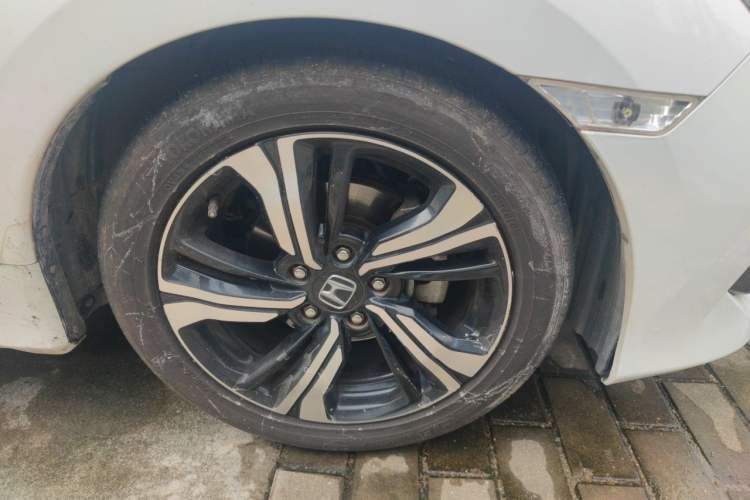 Used Honda Civic 2016 220TURBO CVT Prestige Edition Right Front Wheel Hub