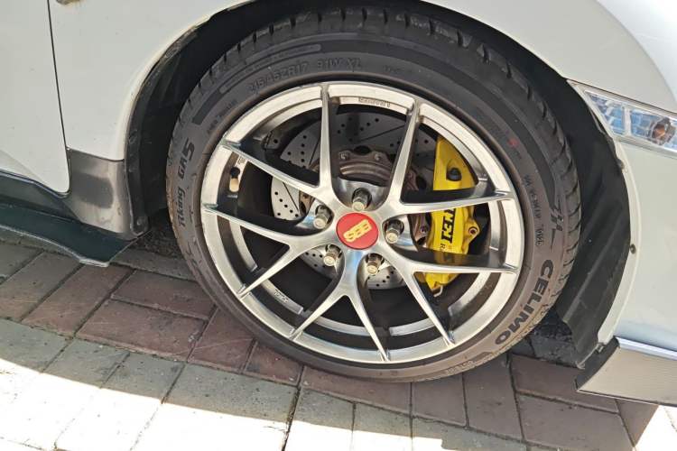 Used Honda Civic 2016 220TURBO CVT Luxury Edition Right Front Wheel Hub