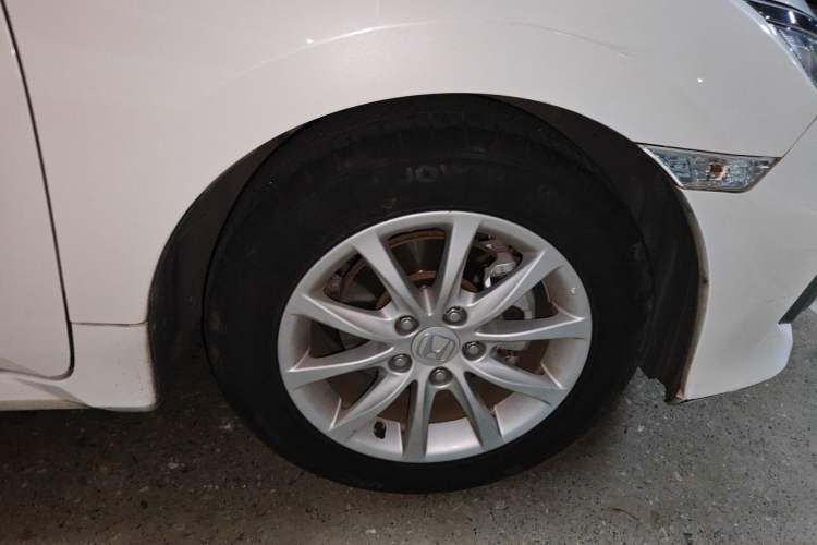 Used Honda Civic 2016 180TURBO CVT Comfort Version Right Front Wheel Hub