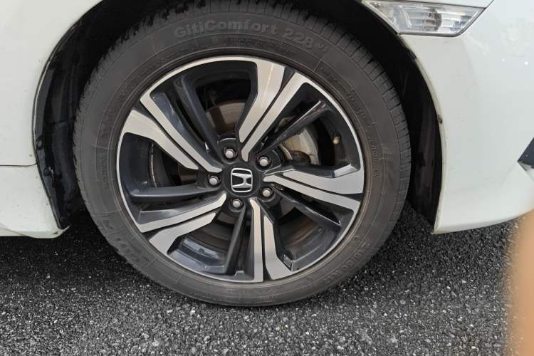 Used Honda Civic 2016 220TURBO CVT Prestige Edition Right Front Wheel Hub