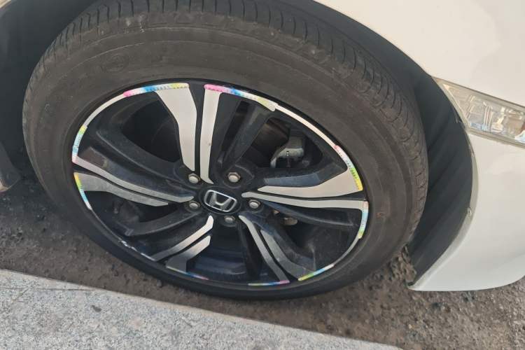 Used Honda Civic 2016 220TURBO CVT Prestige Edition Right Front Wheel Hub