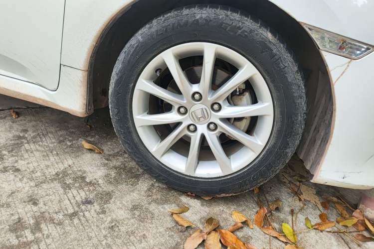 Used Honda Civic 2016 180TURBO CVT Comfort Version Right Front Wheel Hub