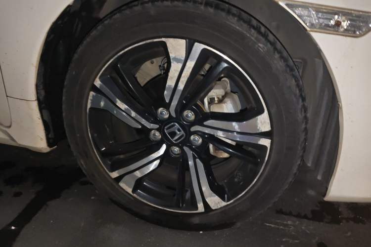 Used Honda Civic 2016 220TURBO CVT Prestige Edition Right Front Wheel Hub