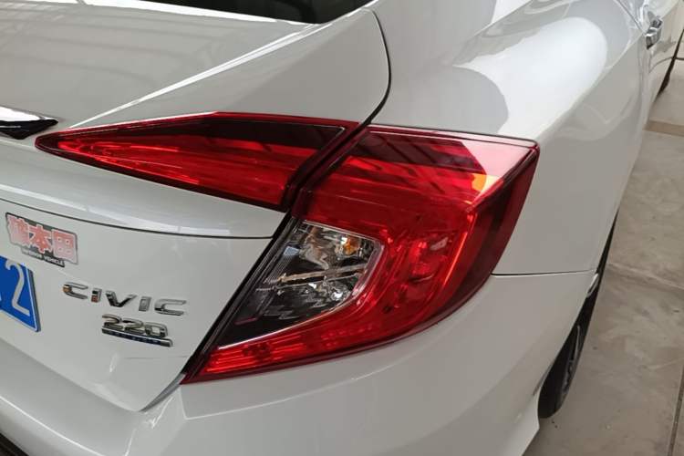 Used Honda Civic 2016 220TURBO CVT Prestige Edition Right Rear Taillight