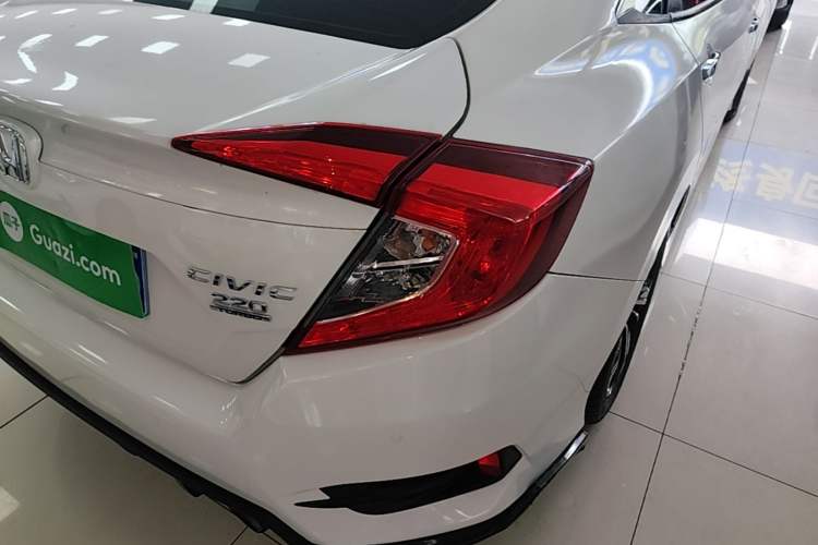 Used Honda Civic 2016 220TURBO CVT Prestige Edition Right Rear Taillight