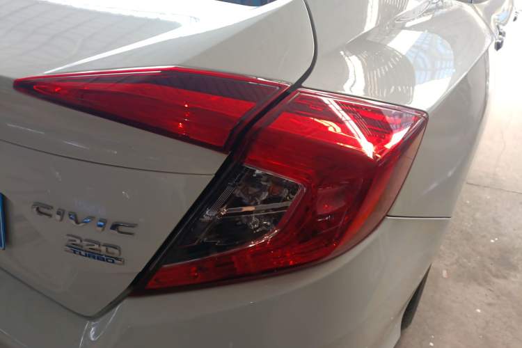 Used Honda Civic 2016 220TURBO CVT Prestige Edition Right Rear Taillight