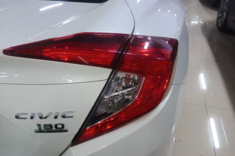 Used Honda Civic 2016 180TURBO CVT Comfort Version Right Rear Taillight