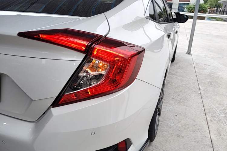 Used Honda Civic 2016 220TURBO CVT Prestige Edition Right Rear Taillight