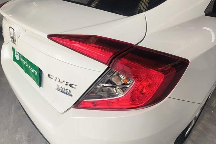 Used Honda Civic 2016 180TURBO CVT Comfort Version Right Rear Taillight
