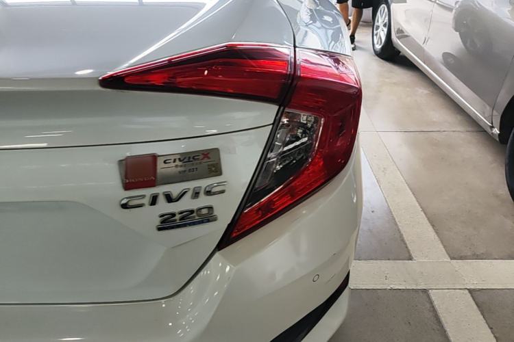 Used Honda Civic 2016 220TURBO CVT Prestige Edition Right Rear Taillight