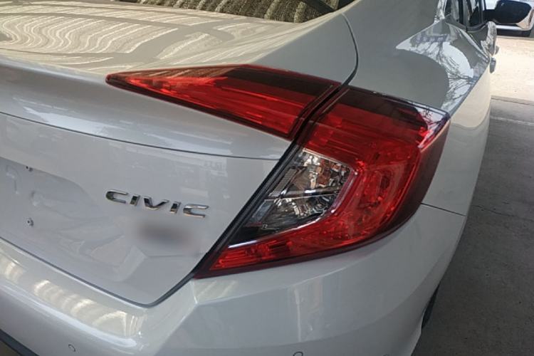 Used Honda Civic 2016 220TURBO CVT Luxury Edition Right Rear Taillight