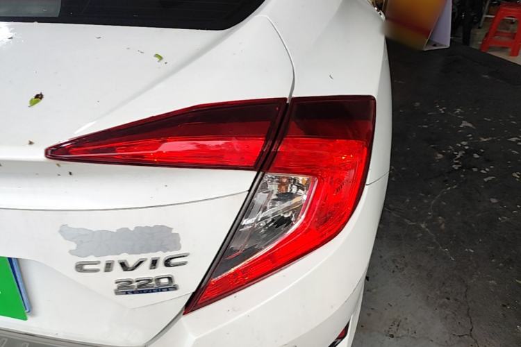 Used Honda Civic 2016 220TURBO CVT Luxury Edition Right Rear Taillight