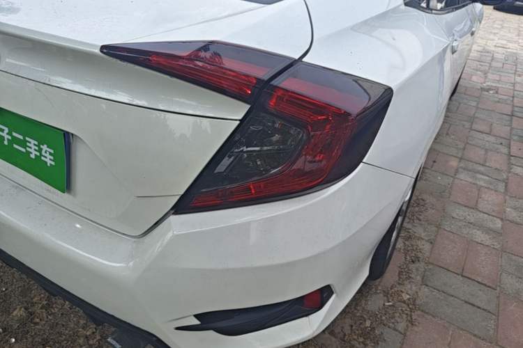 Used Honda Civic 2016 180TURBO CVT Comfort Version Right Rear Taillight