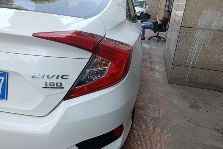 Used Honda Civic 2016 180TURBO CVT Comfort Version Right Rear Taillight